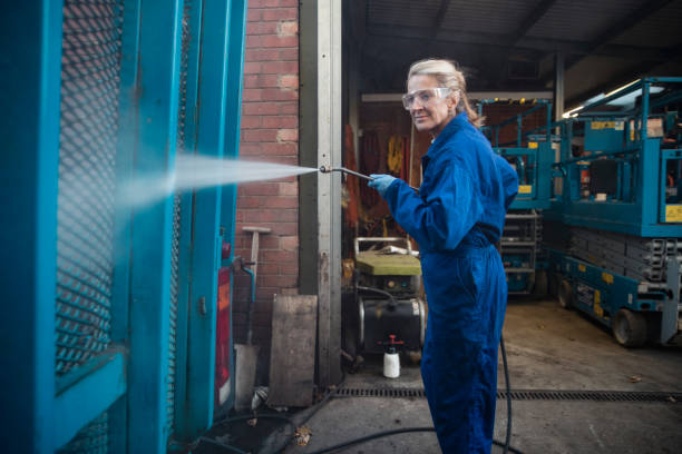 Best Rust Removal  in Lake Wildwood, CA
